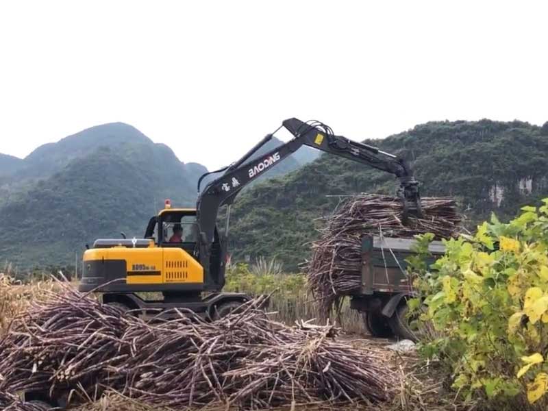 輪式挖掘機(jī)抓木機(jī)，疫情后的轉(zhuǎn)型！