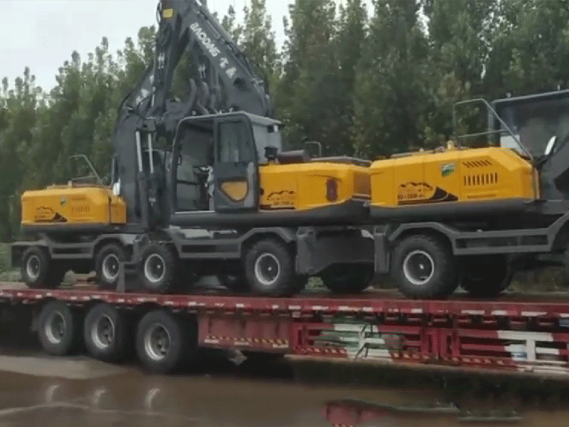 寶鼎廠家雨季訂單不斷！120抓木機持續(xù)發(fā)車