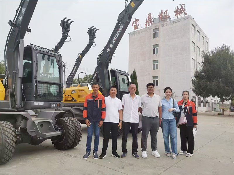 寶鼎抓木機(jī)再獲國(guó)際青睞，泰國(guó)客戶(hù)洽談采購(gòu)合作